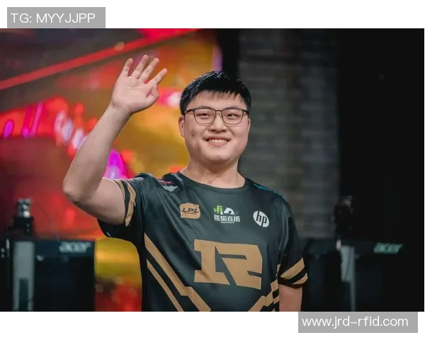 S15LOL赛事中RNG战队表现出色CSGO战术排名创新高引发热议 S15LOL赛事中RNG战队表现出色CSGO战术排名创新高引发热议